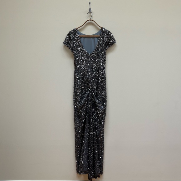 ADRIANNA PAPELL | Scoop Back Sequin Gown - Picture 4 of 6